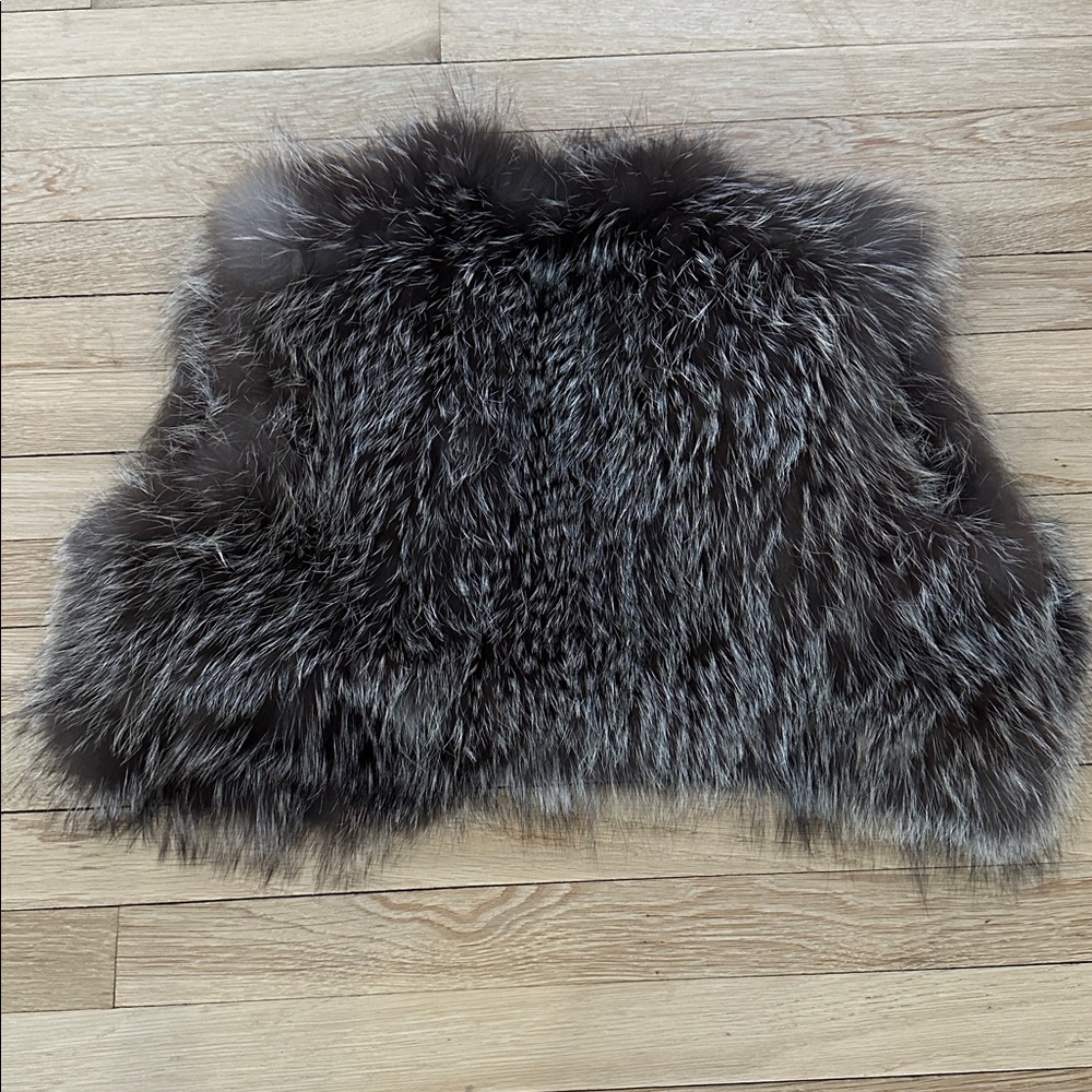 Cropped Real Fox Fur Vest - Picture 6 of 6